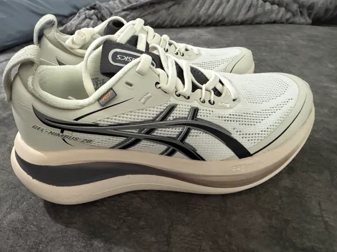 Tênis Asics Gel Nimbus 28 - tamanho 37