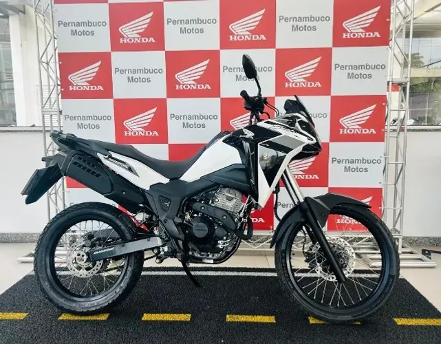 HONDA XRE 300 SAHARA 2024
