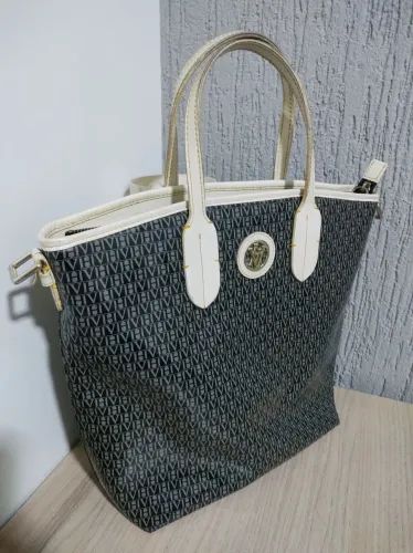 Bolsa Victor Hugo maravilhosa