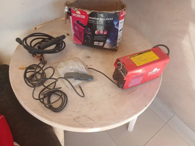 Vendo máquina de solda semi nova