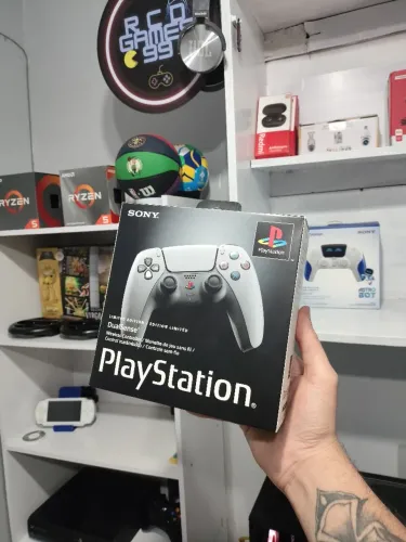 Controle DualSence PS5 - Edição Limitada Aniversário 30 anos