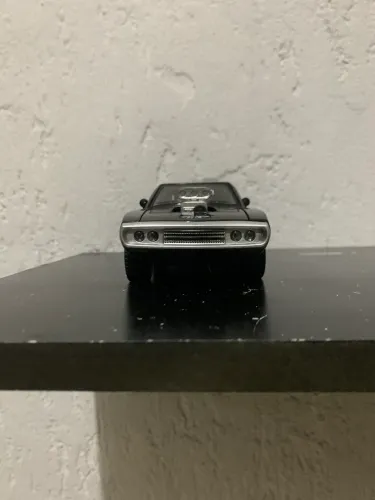 Miniatura dodge charger 1/24