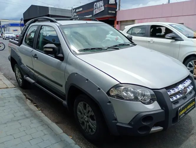 Fiat Strada Adventure1.8/ 1.8 Locker Flex CD 2012