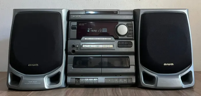 Mini System Aiwa Nsx-s10 1000Watts Relíquia *Sony Philips Leia Descrição 