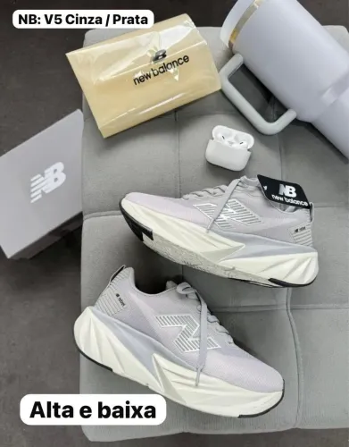 Tênis New balance fuelcell rebel