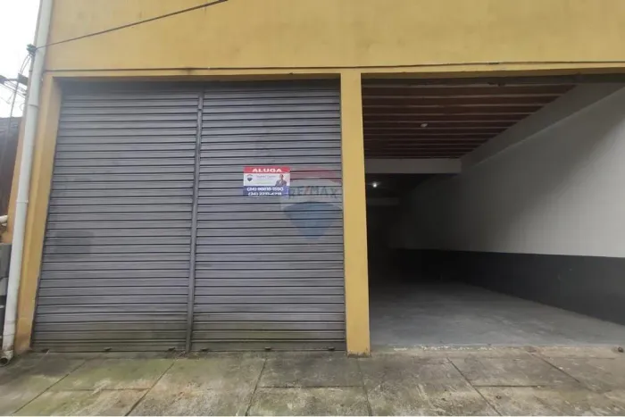 Galpão / Depósito / Armazém/ Loja para alugar, 200m² - Quitandinha, Petrópolis/RJ