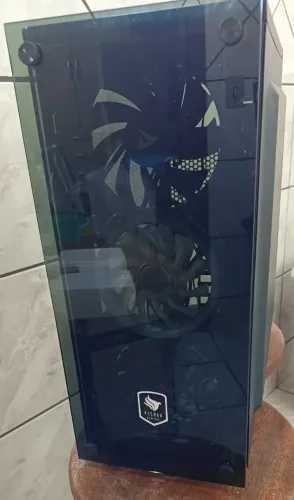 Gabinete Gamer com vidro na frente e em uma lateral + 3 fans