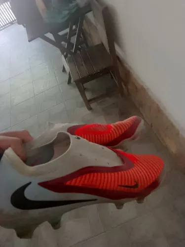 Chuteira Nike 41