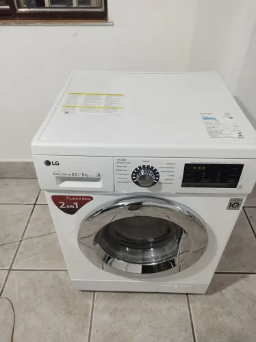 Vende lava e seca LG 8,5 kg funcionando perfeitamente 