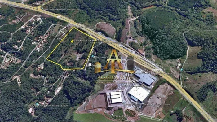 Área para Locação com 121000 m² - Cururuquara em Santana de Parnaíba/SP.