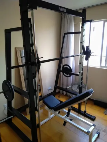 Aparelho Musculação Smith barra Guiada