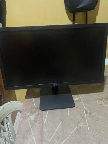Monitor LG 21.5 polegadas 75Hz/ AMD FreeSync/ Flicker safe