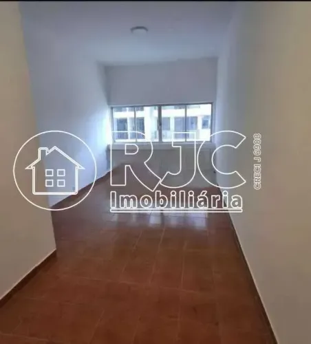 Imóvel para venda possui 57 metros quadrados com 2 quartos
