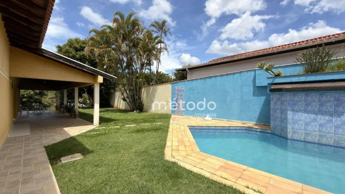 Casa com 4 quartos à venda, 435 m² por R$ 2.000.000 - Bairro Itapema - Guararema/SP