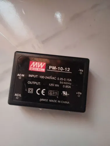 3 FONTES MEAN WELL PM 10-12 0.85 A