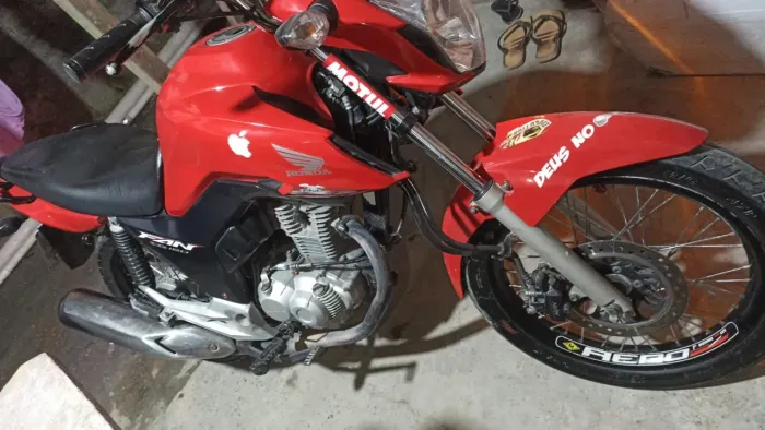 Aro Mônaco troca por pé de galinha