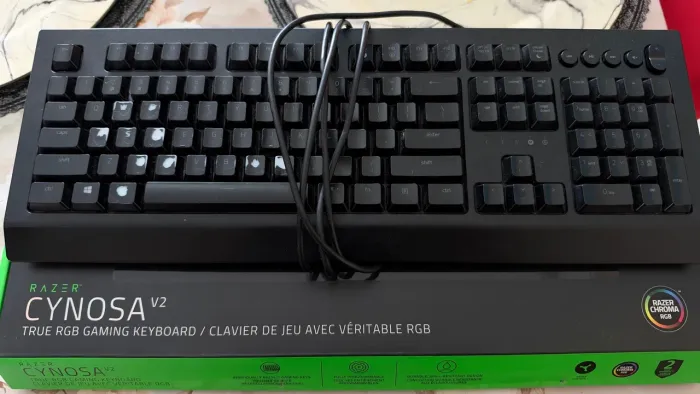 Teclado de membrana Razer Cynosa V2
