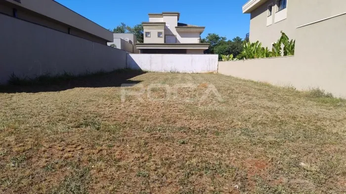 Terreno em Condomínio à Venda no Residencial Alto do Castelo em Ribeirão Preto