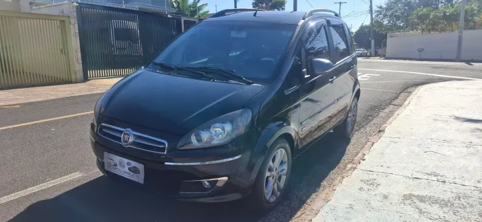 Fiat Idea Essence 1.6 Flex 16V 5P 2015