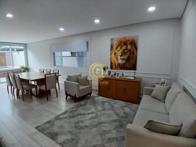 Excelente oportunidade: Casa em condomínio à venda em Jacareí-SP, Parque Califórnia. 3 qua