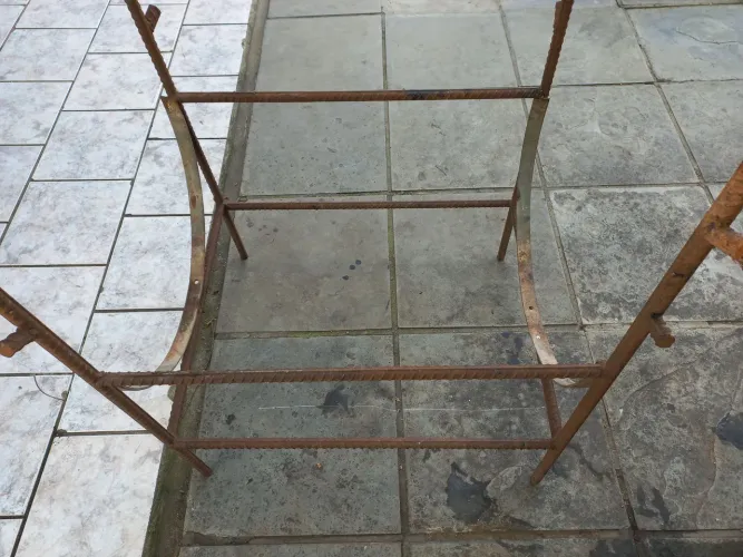 Armação pra churrasqueira 190 reais