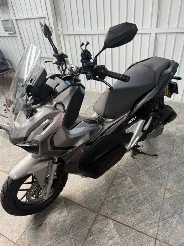 Honda ADV
