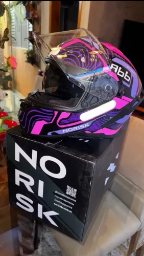 VENDO/ OU TROCO Capacete Fechado Norisk Strada 2 Fusion Roxo Preto Rosa