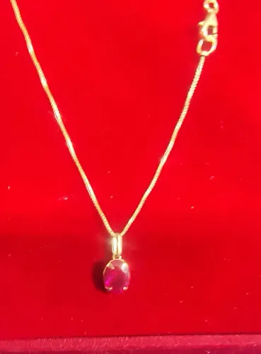 Pulseira 1.10 Gramas 0.5 mm Com Pingente Ouro 18 Kilates Peso 0.44 Gramas Pedra Vermelha 