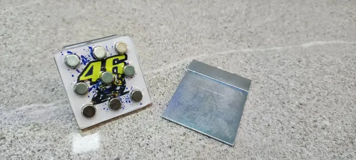 Suporte magnético para moto 9 ímãs