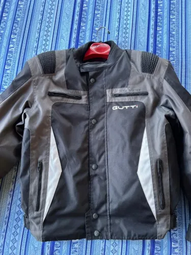 Jaqueta de Moto Gucci -> Especificações na descrição