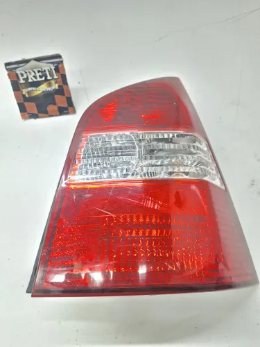 Lanterna Lado Direito Nissan Livina 2012/2013 Direito Vermelho