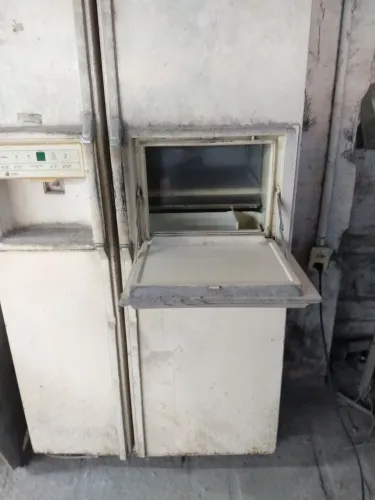 Refrigerador e frizer G E para restaurar