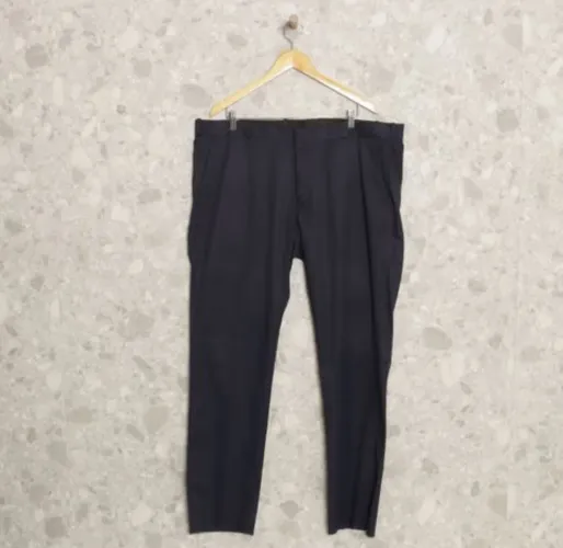 Calça Tommy Hilfiger alta alfaiataria 48