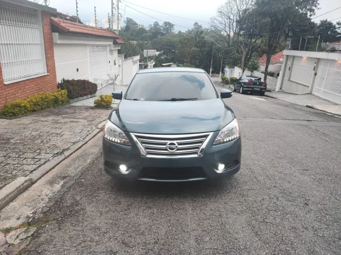 Nissan Sentra SV 2.0 Flexstart 16V Aut. 2014
