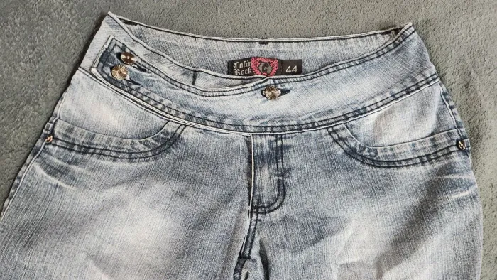 Calça jeans 44