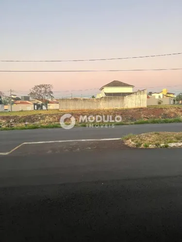 TERRENO à venda, Santa Rosa - Uberlândia/MG