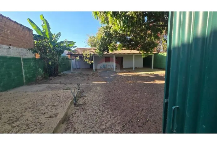 Casa Charmosa no Jardim Planalto, Confresa - Alugue!