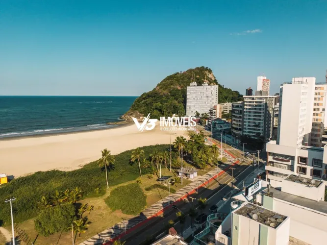Apartamento com vista para o mar com 04 dormitórios sendo 02 suítes - reformado.