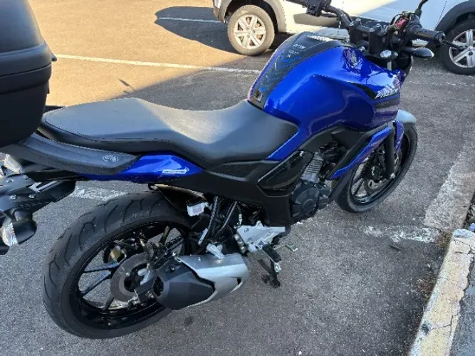 Yamaha FZ15 ABS 150cc 2024 Azul, estado de nova, 3600km
