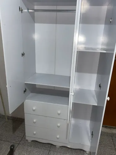 Guarda roupa infantil 