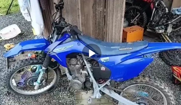 Vendo Trilheira motor zerado