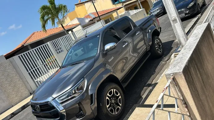 Toyota Hilux CD SRX Plus 4X4 2.8 TDI Die. Aut. 2024