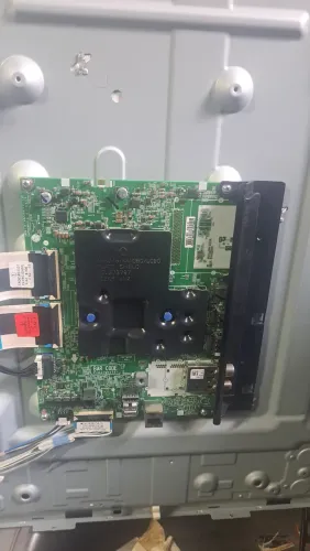 Placa da TV LG 70  Modelo BM55UR850.ACRAZ 