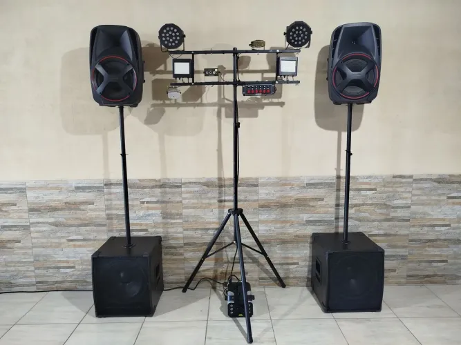 Caixas de som ativa 