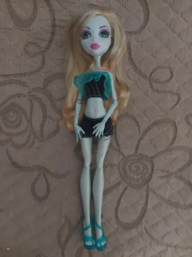 Boneca monster high