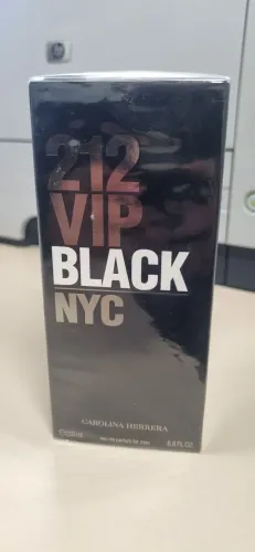 212 vip black 200ml