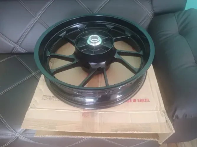 RODA TRASEIRA FAZER 250 2018...