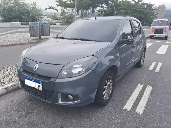 Renault Sandero Privilège Hi-flex 1.6 16V 5P AUT 2014