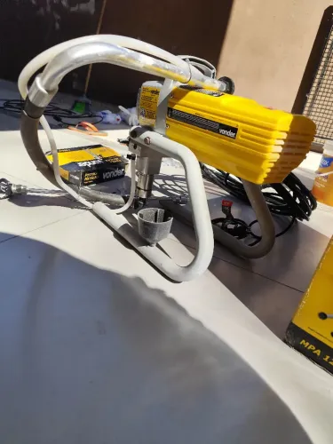 Máquina de pintura airless 