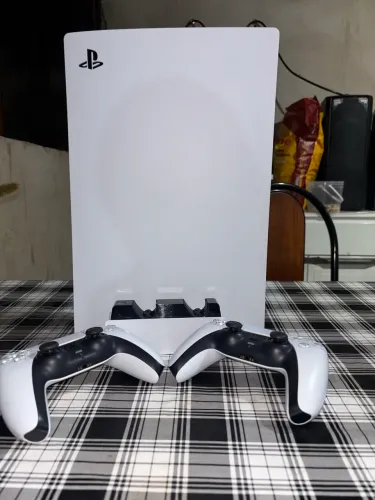 PlayStation 5 no precinho 